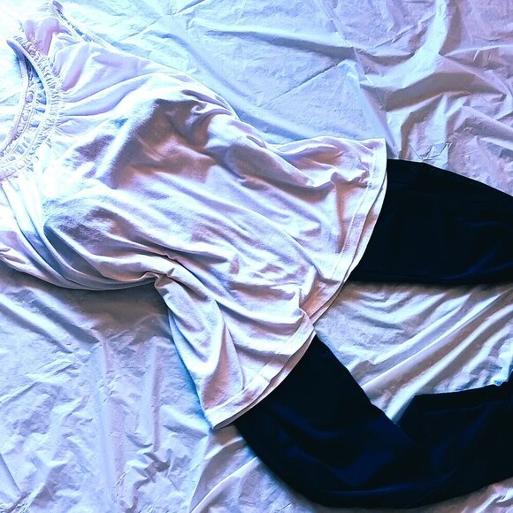 TEAL BLUE YOGALICIOUS PANTS, ANN TALOR LOFT TOP W/ ELASTICIZED NECKLINE - Picture 3 of 10